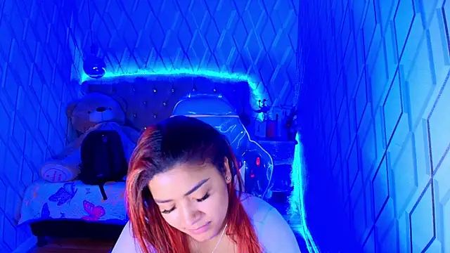 NicolleTaylor online show from November 2025 04:11:02 AM