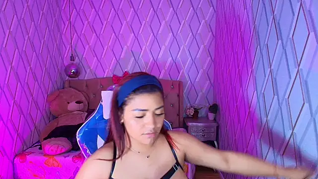 NicolleTaylor online show from January 2026 04:14:01 AM