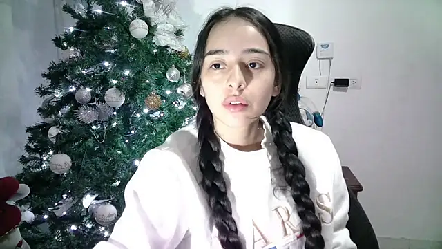 Snapshot of aineangeel chatting on January 2025 03:15:01 AM aineangeel online show from January 2025 03:15:01 AM