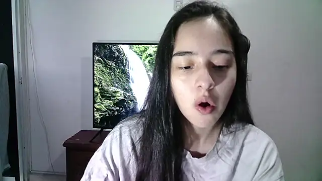 Snapshot of aineangeel chatting on February 2025 11:04:02 PM aineangeel online show from February 2025 11:04:02 PM