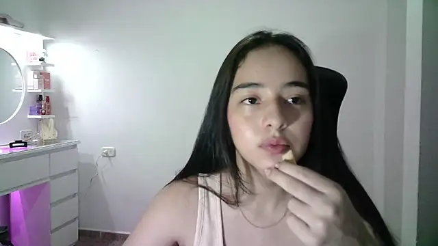 aineangeel online show from November 2025 12:33:01 AM