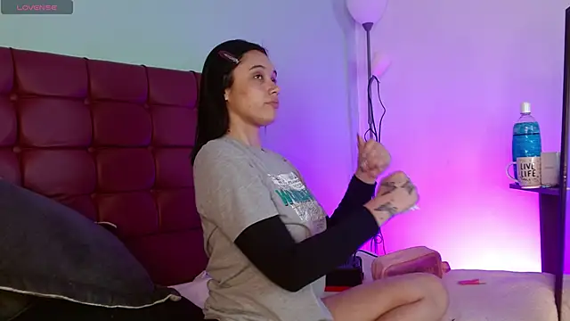 megan lover online show from April 2026 01:42:02 PM