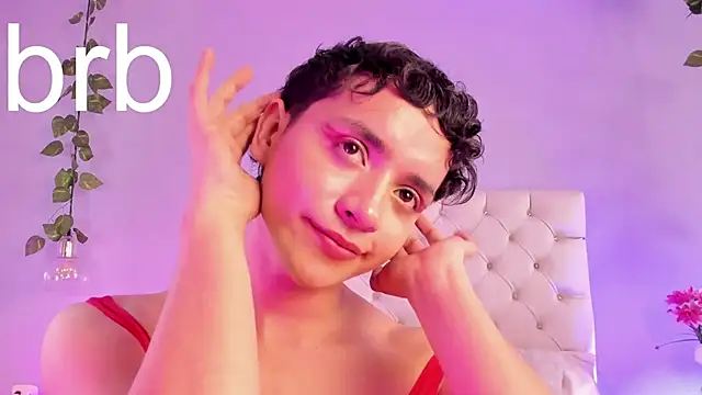 Snapshot of Brann_tadzio chatting on March 2025 01:57:01 AM Brann tadzio online show from March 2025 01:57:01 AM