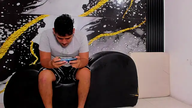 Snapshot of sweethot___ chatting on September 2025 02:16:01 PM sweethot online show from September 2025 02:16:01 PM