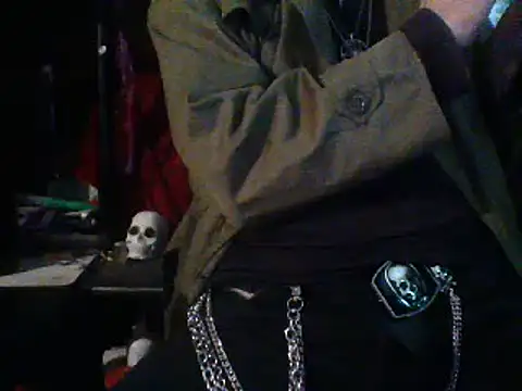 Snapshot of mrdemoncrowly chatting on January 2025 08:22:01 AM mrdemoncrowly online show from January 2025 08:22:01 AM