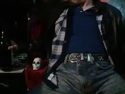 Snapshot of mrdemoncrowly chatting on February 2025 08:29:01 AM mrdemoncrowly online show from February 2025 08:29:01 AM