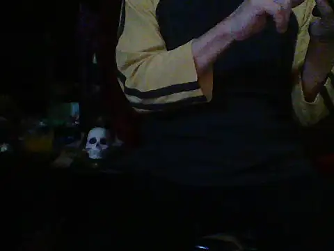 Snapshot of mrdemoncrowly chatting on September 2025 08:29:01 AM mrdemoncrowly online show from September 2025 08:29:01 AM