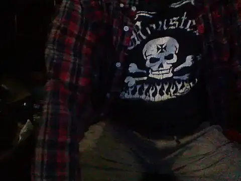 Snapshot of mrdemoncrowly chatting on September 2025 04:39:02 AM mrdemoncrowly online show from September 2025 04:39:02 AM