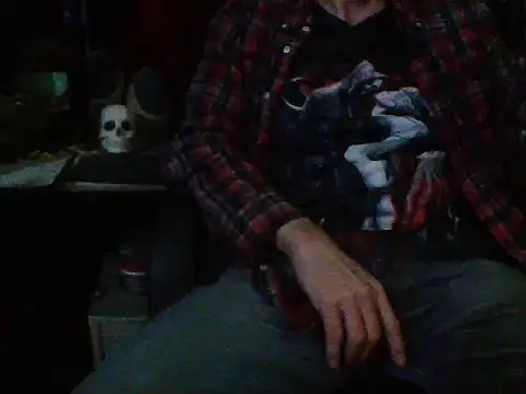 Snapshot of mrdemoncrowly chatting on October 2025 08:46:02 AM mrdemoncrowly online show from October 2025 08:46:02 AM