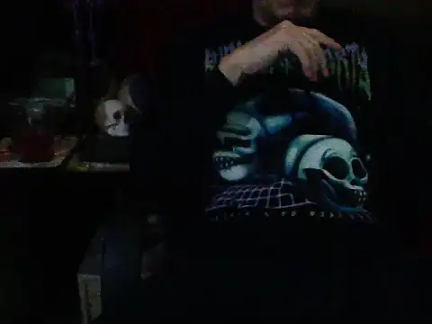 Snapshot of mrdemoncrowly chatting on October 2025 08:48:01 AM mrdemoncrowly online show from October 2025 08:48:01 AM