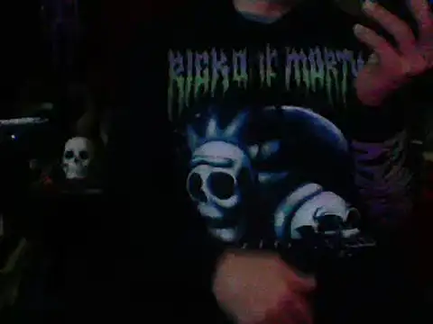 Snapshot of mrdemoncrowly chatting on November 2025 04:33:02 AM mrdemoncrowly online show from November 2025 04:33:02 AM