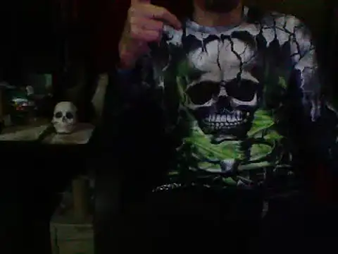 Snapshot of mrdemoncrowly chatting on November 2025 04:16:01 AM mrdemoncrowly online show from November 2025 04:16:01 AM