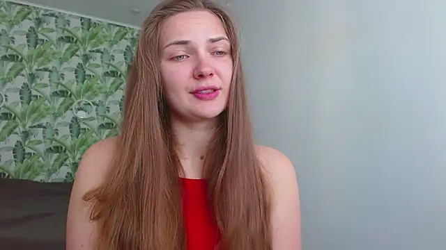 Snapshot of Olivia_shine chatting on June 2026 04:26:02 AM Olivia shine online show from June 2026 04:26:02 AM
