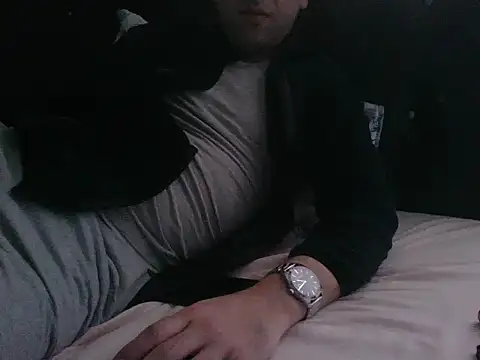 Snapshot of Yldrmm_9553 chatting on February 2026 01:14:02 PM Yldrmm 9553 online show from February 2026 01:14:02 PM