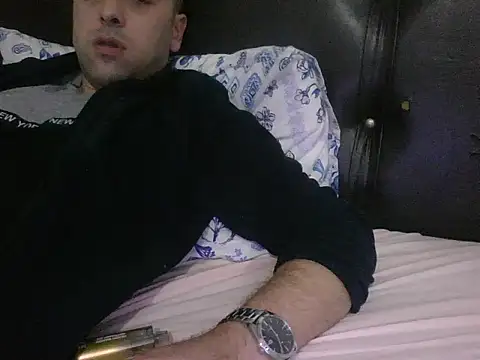 Snapshot of Yldrmm_9553 chatting on February 2026 03:05:02 PM Yldrmm 9553 online show from February 2026 03:05:02 PM