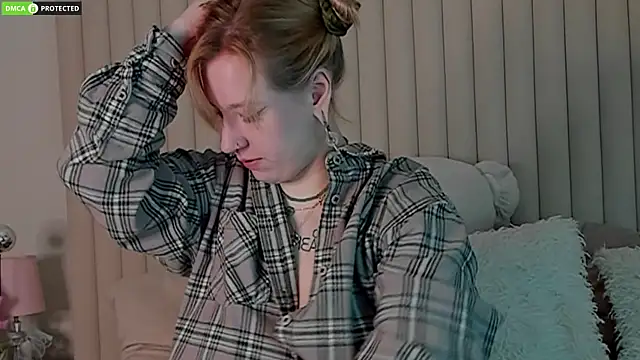 RachelCart online show from November 2025 03:09:02 AM