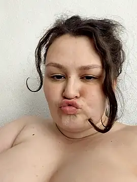 BlackCurly online show from May 2026 01:40:02 PM