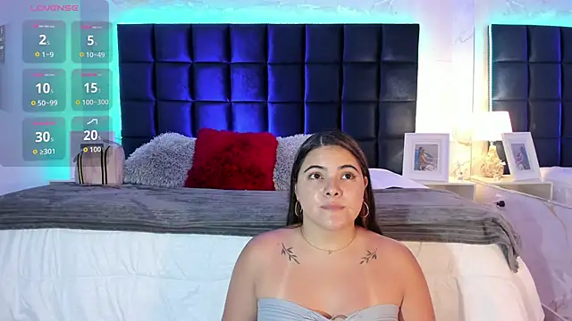 Snapshot of EVELIN_MASON chatting on September 2025 07:46:02 PM EVELIN MASON online show from September 2025 07:46:02 PM