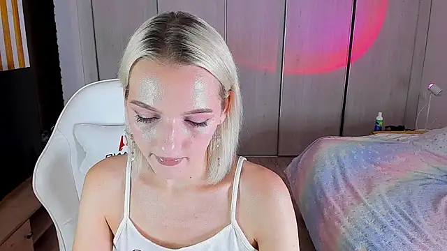 ice pixie online show from December 2024 03:42:02 PM