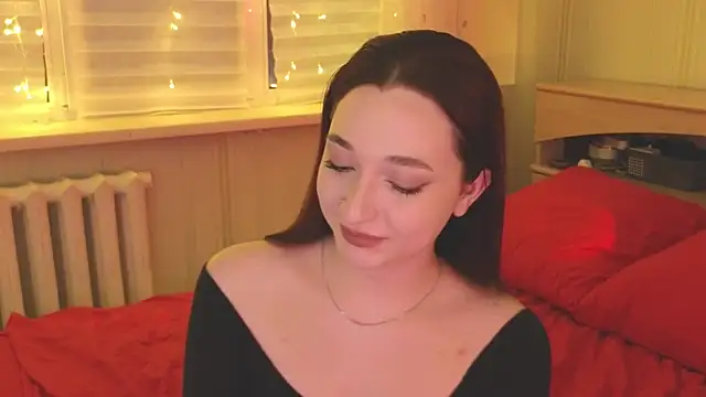 YasmineWest online show from February 2025 01:05:01 PM