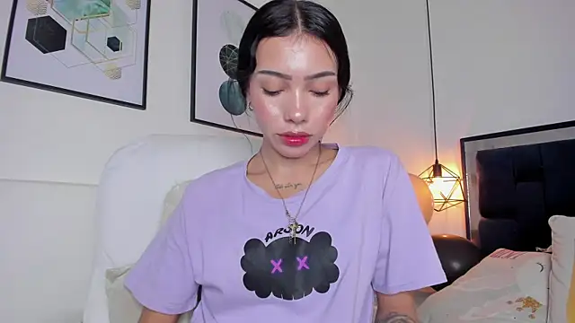 amysc online show from October 2025 01:23:02 PM