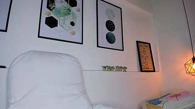 amysc online show from March 2026 12:06:02 PM