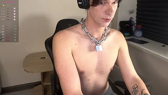 carthylovvve online show from October 2025 03:01:01 PM