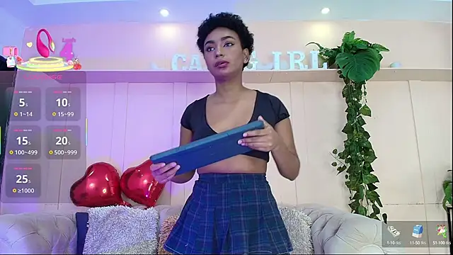 Snapshot of saray_mardez chatting on February 2025 12:32:02 PM saray mardez online show from February 2025 12:32:02 PM