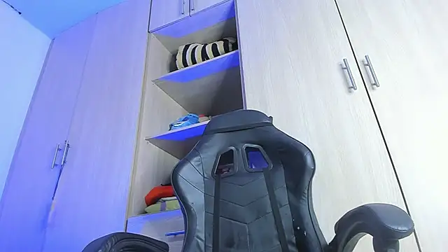 Snapshot of JAXXXONHERD chatting on October 2025 02:10:01 PM JAXXXONHERD online show from October 2025 02:10:01 PM