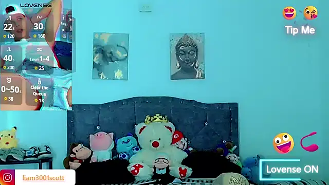 Liamscott  online show from November 2025 07:05:02 PM