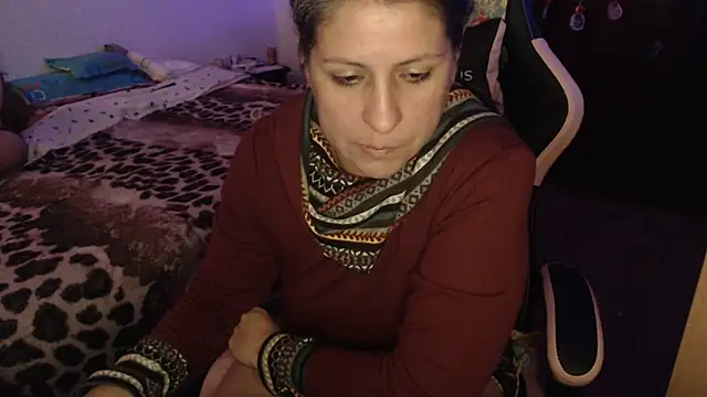 Snapshot of LucifernandaSw chatting on April 2026 08:44:02 AM LucifernandaSw online show from April 2026 08:44:02 AM