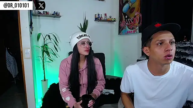 Snapshot of HillAndJack333 chatting on September 2025 01:22:02 AM HillAndJack333 online show from September 2025 01:22:02 AM