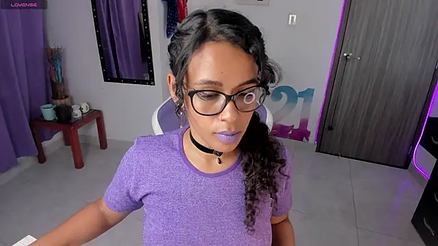 Snapshot of Lips_SaraSofia2 chatting on February 2025 01:49:02 AM Lips SaraSofia2 online show from February 2025 01:49:02 AM