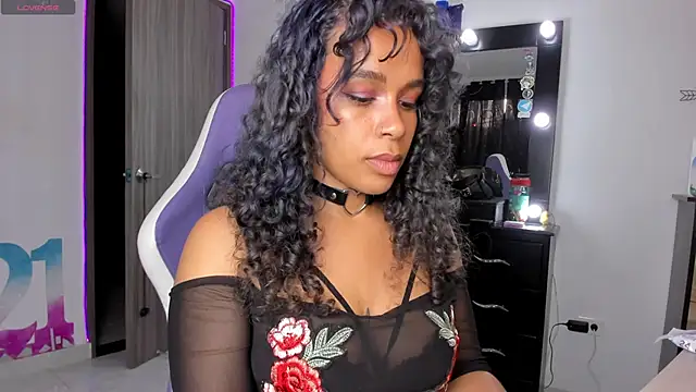 Snapshot of Lips_SaraSofia2 chatting on March 2025 08:22:01 PM Lips SaraSofia2 online show from March 2025 08:22:01 PM