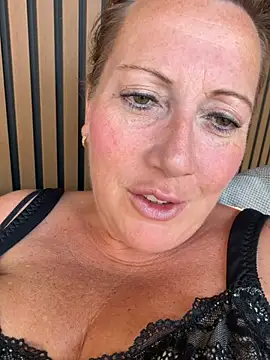 xsexycurvymilf online show from July 2026 11:37:02 AM