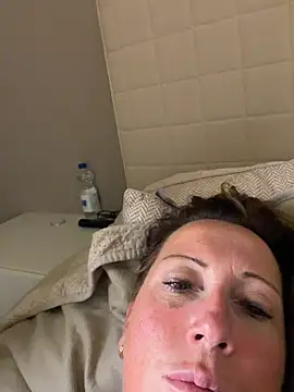 xsexycurvymilf online show from July 2026 06:20:01 PM