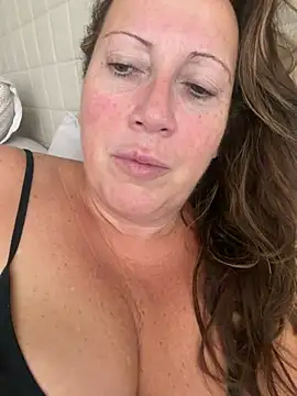 xsexycurvymilf online show from July 2026 06:24:01 AM