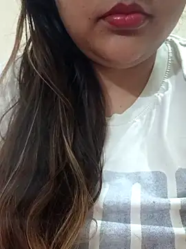 Snapshot of _Redwine_ chatting on February 2025 07:05:02 PM Redwine online show from February 2025 07:05:02 PM