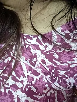 Snapshot of _Redwine_ chatting on February 2025 07:30:02 PM Redwine online show from February 2025 07:30:02 PM