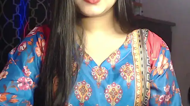 Snapshot of Miraa_Love chatting on December 2024 03:00:02 PM Miraa Love online show from December 2024 03:00:02 PM