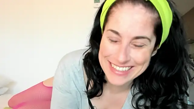 emmita69  online show from February 2025 07:40:02 AM