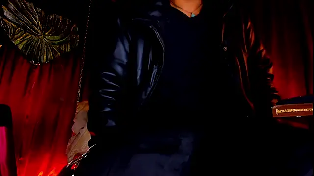 LatinMilk  online show from February 2025 04:14:01 PM