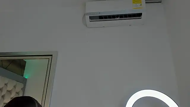 Helleamazing online show from February 2025 05:01:01 AM