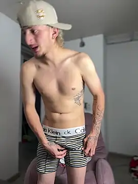 Snapshot of Scott_sex7 chatting on March 2026 05:08:02 AM Scott sex7 online show from March 2026 05:08:02 AM