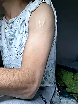 Snapshot of molozeb chatting on November 2025 06:37:02 AM molozeb online show from November 2025 06:37:02 AM