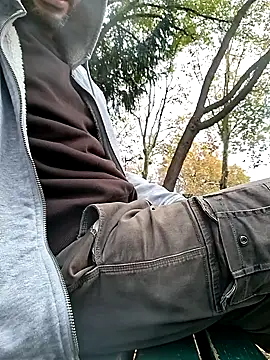 Snapshot of molozeb chatting on November 2025 01:32:01 PM molozeb online show from November 2025 01:32:01 PM