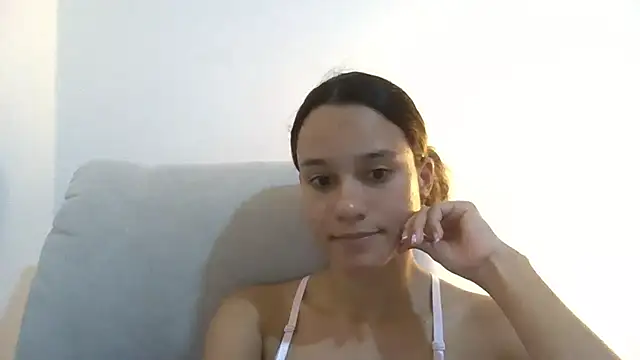 Snapshot of SamanthaWatson chatting on June 2026 02:38:01 AM SamanthaWatson online show from June 2026 02:38:01 AM