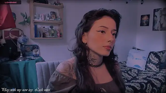 LiliJones  online show from March 2026 06:54:01 PM