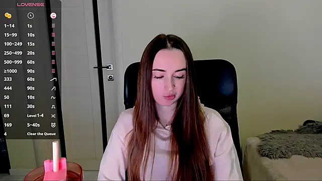 Snapshot of Kimmberr chatting on October 2025 06:37:02 AM Kimmberr online show from October 2025 06:37:02 AM