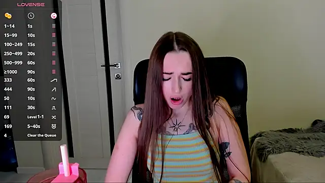 Snapshot of Kimmberr chatting on December 2025 03:55:01 AM Kimmberr online show from December 2025 03:55:01 AM